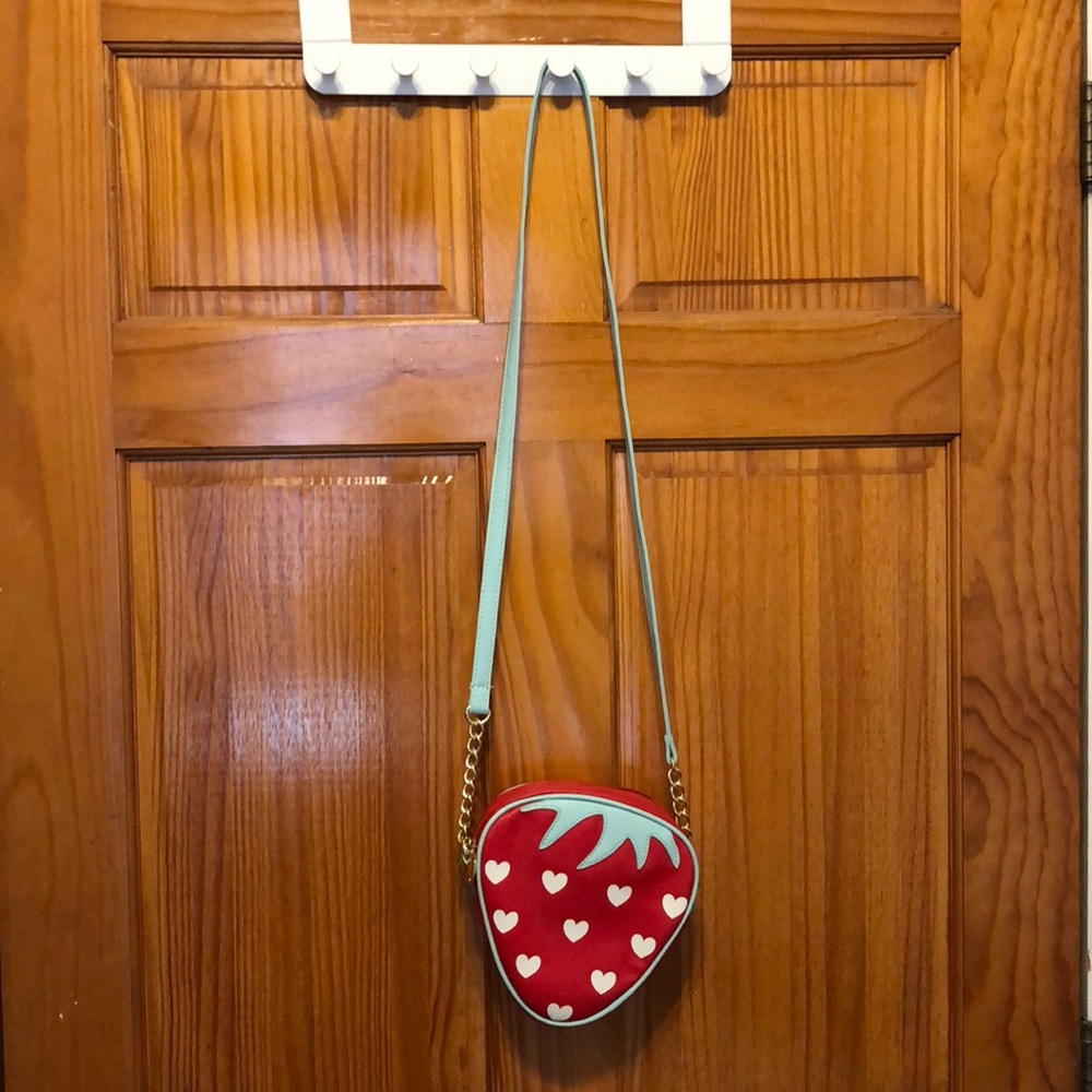 Betsy Johnson crossbody purse